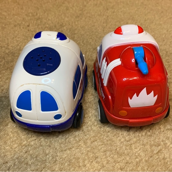 Toddle Nkok Jr Push and Go Ambulance and Fire Truck - Picture 3 of 9